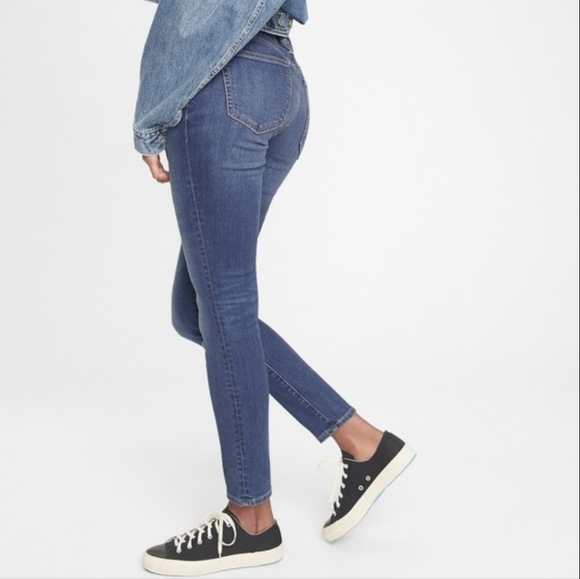 Gap True Skinny Jeans Mid Rise Classic Blue Basic Boho Neutral Size 27 short - Picture 2 of 13